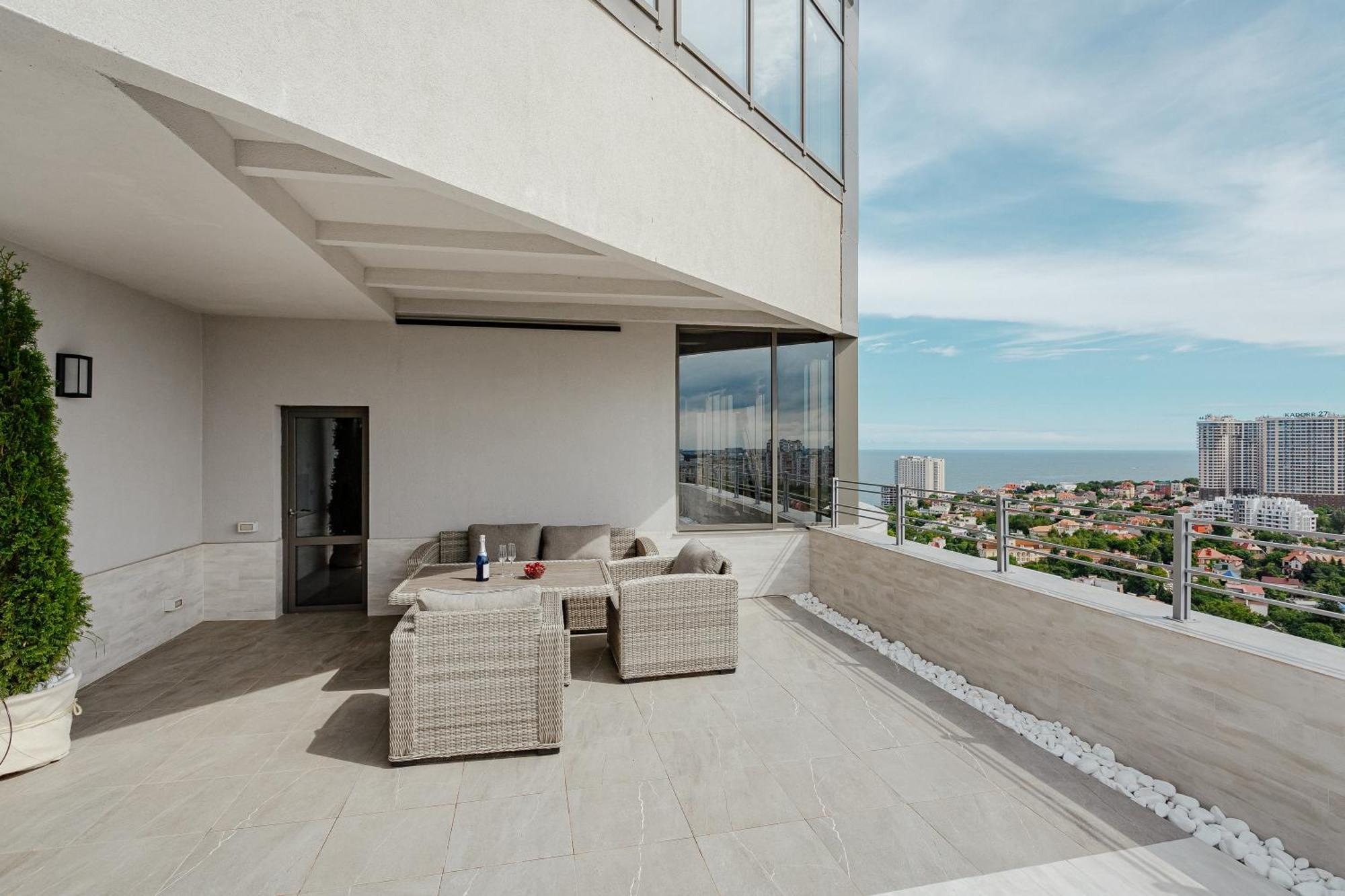 Plaza Arcadia Apartments Odesa Room photo