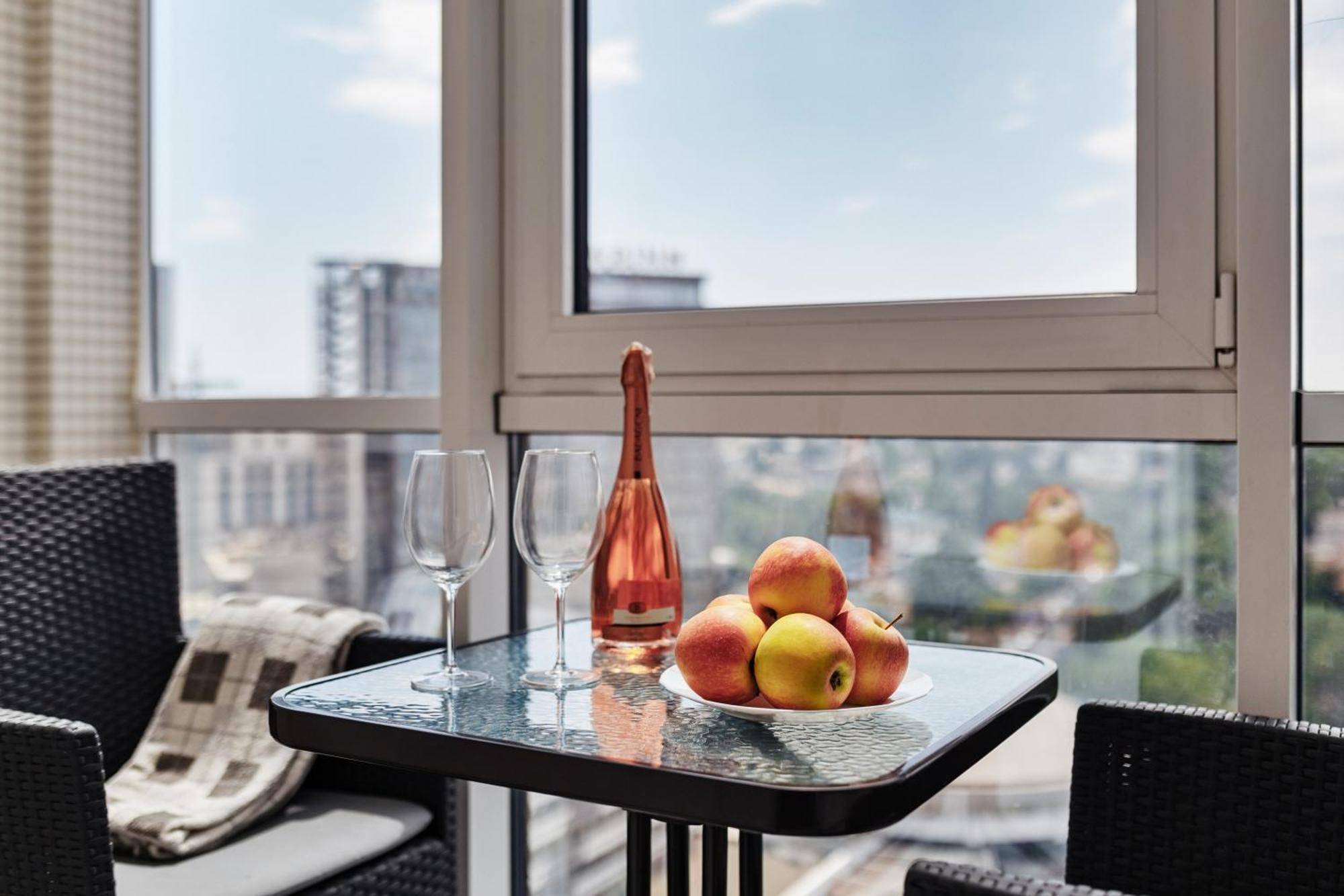 Plaza Arcadia Apartments Odesa Room photo
